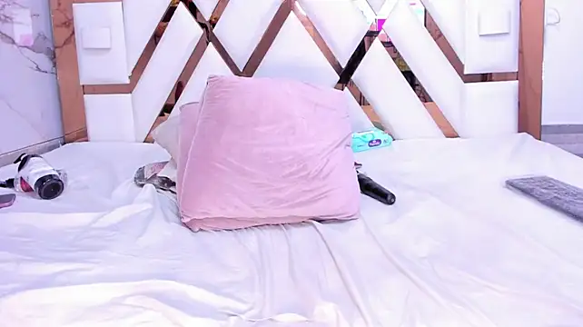KonnySumer live cam on StripChat