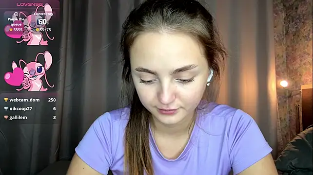 LoraDavi live sex cam