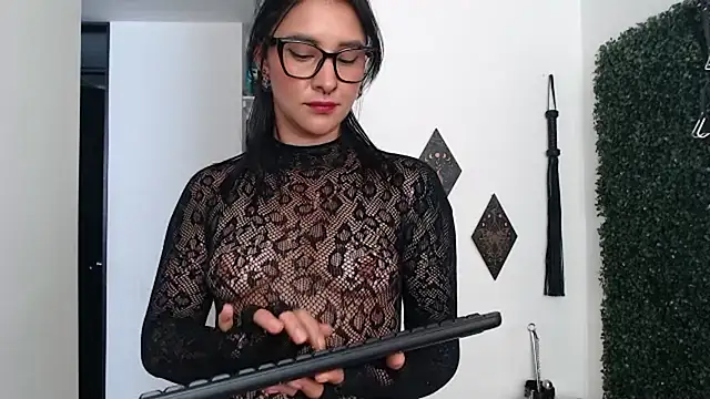 Fleurmeyer79 live cam on StripChat