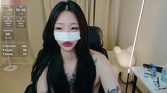 Milk_Sola live cam on StripChat