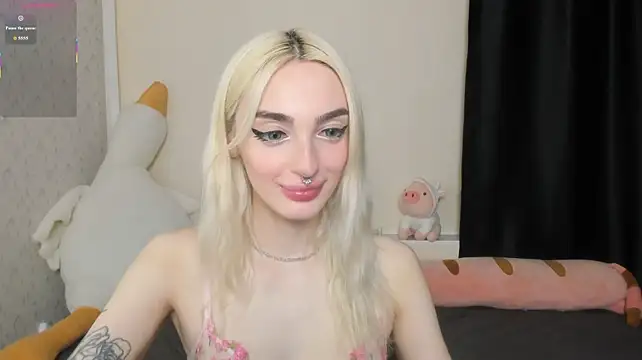 succubantra live sex cam