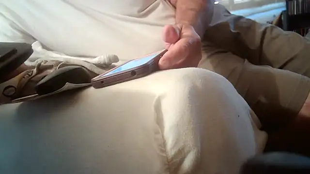 jumpingtomflash live cam on StripChat