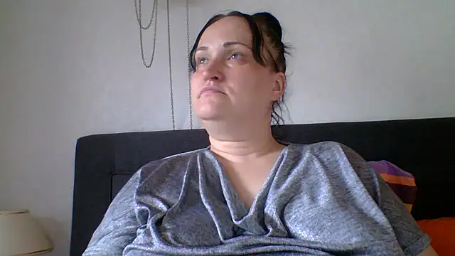 _squirty_cum_lady_ live cam on StripChat