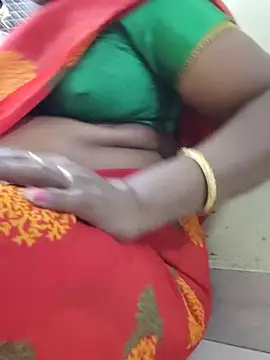 yamini1431 live cam on StripChat