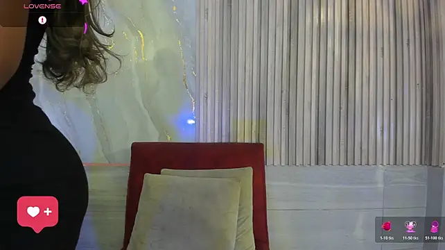 BriannaChelsea live cam on StripChat
