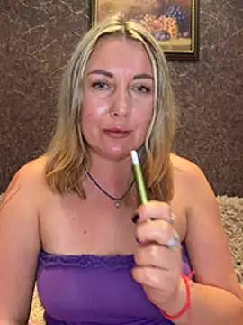Katti_Kissa live cam on StripChat