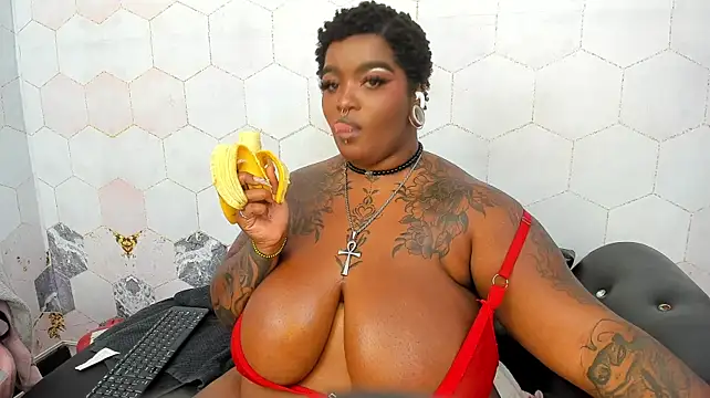 anaa_fuentess (F young) - show tits +2 spanks 🌻❤