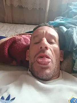 hernan198o live sex cam