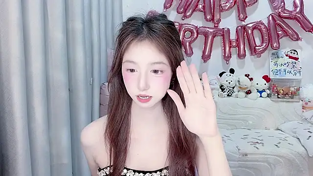lucky-tt live cam on StripChat
