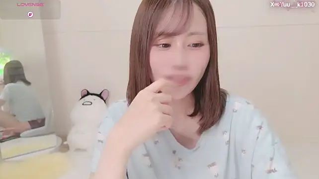 Yuu__k live cam on StripChat