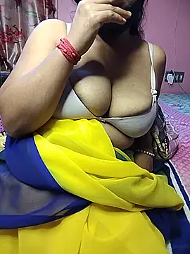 Rashilii_Bhabi live sex cam
