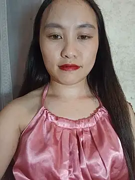 Cherry-squirtt live cam on StripChat