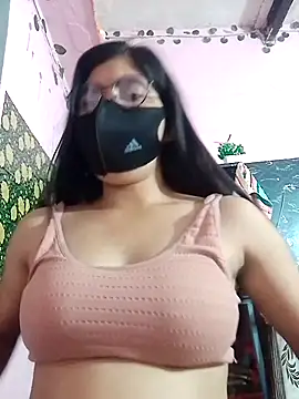 isha_sharma2002 live cam on StripChat