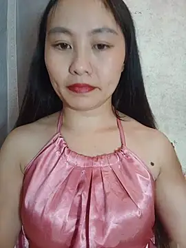 Cherry-squirtt live cam on StripChat