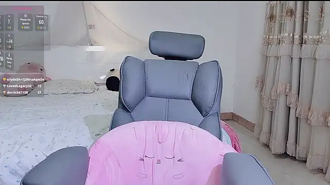 naiyou-taozi live cam on StripChat