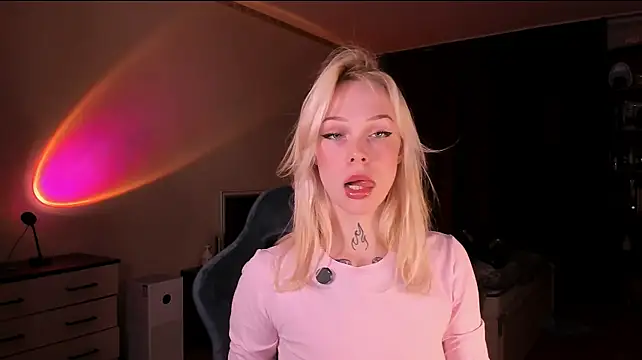 Polusladkoye live sex cam