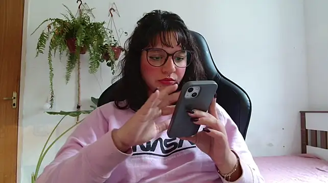 myamillor live sex cam