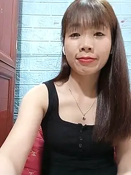 AmyLinee01 live cam on StripChat