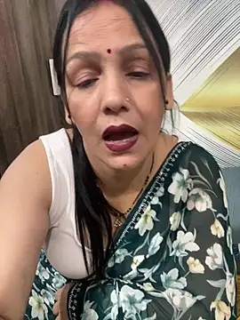 Anshika_Arya live cam on StripChat