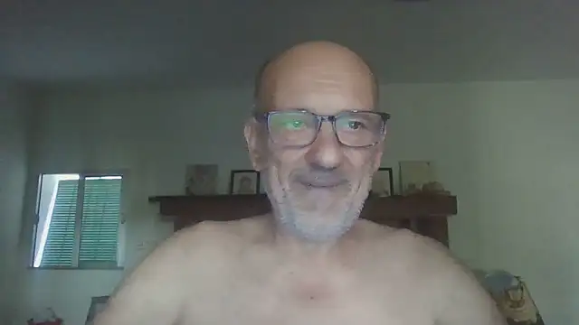 llopaco live cam on StripChat