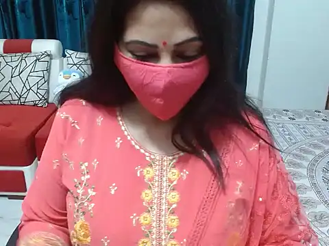 Moon-777 live cam on StripChat