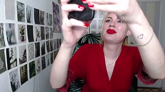 CapriScorpion live cam on StripChat