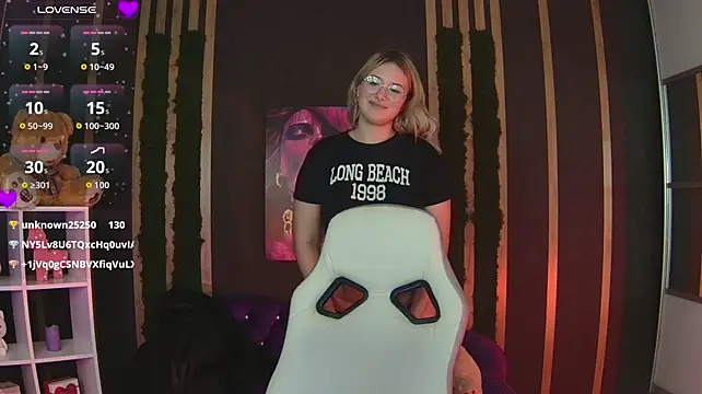 Eridabytrend live cam on StripChat