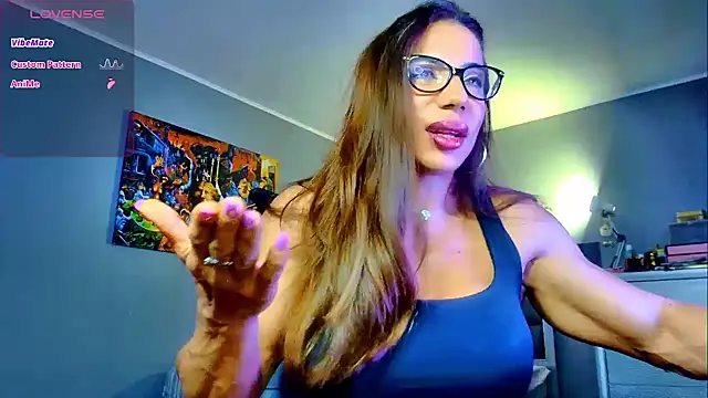 Alesyamuscledoll@xh live cam on StripChat