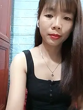 AmyLinee01 live cam on StripChat