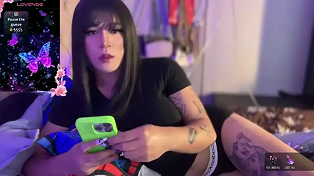 Yourgoddess_Sophie live cam on StripChat