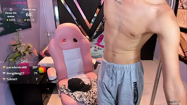 LiamHeatx live sex cam
