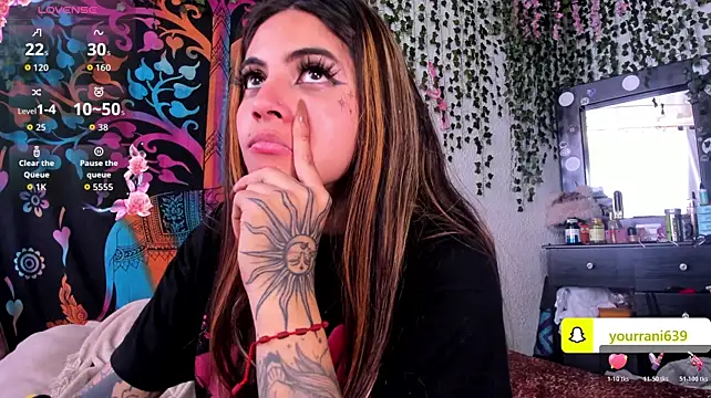 Eva_Tattoo live cam on StripChat