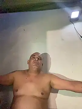 laparejitatonta live cam on StripChat