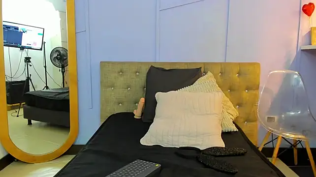 evabel_ live cam on StripChat