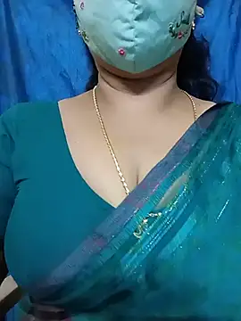 sushma26 Live Webcam on Stripchat