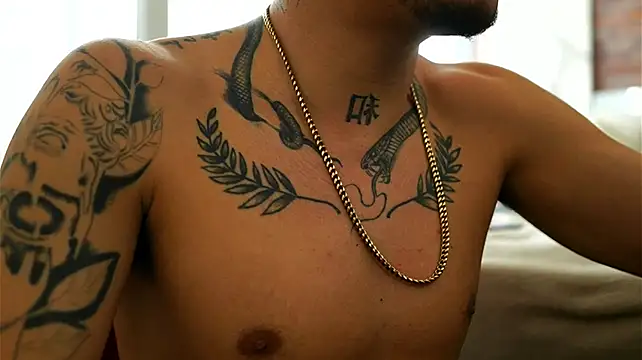 AlphaMasterXxx live sex cam