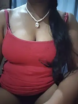 Ezabelljohn live cam on StripChat