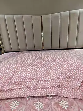 cherrypie_02 live cam on StripChat