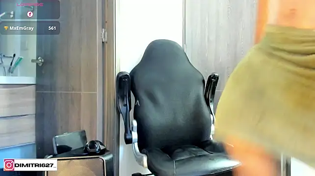 Dimitri_Bass live sex cam