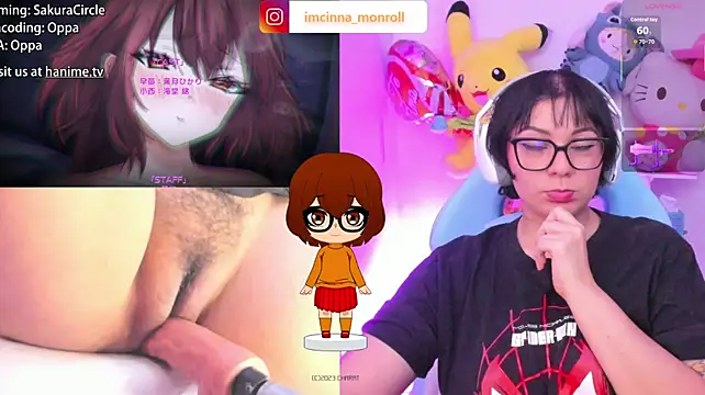 cinna_monroll live cam on StripChat