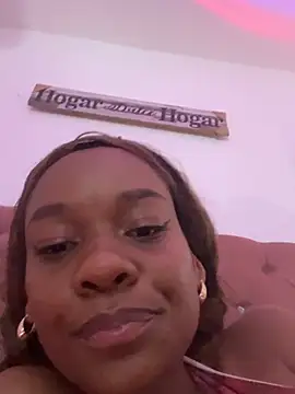 Nathi_Parker live cam on StripChat
