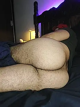Gasc_1992 live cam on StripChat