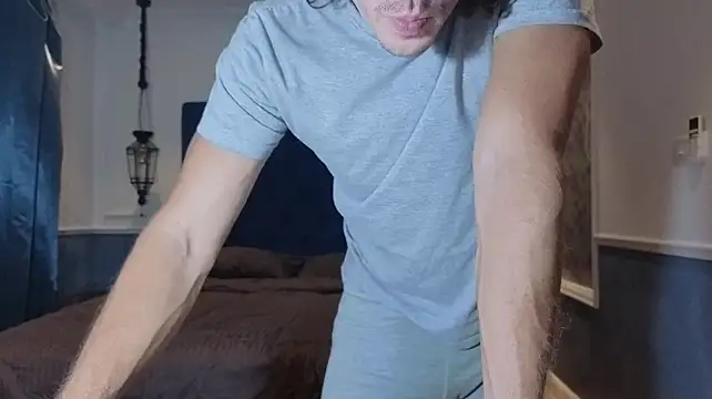 Marrymeplz live cam on StripChat