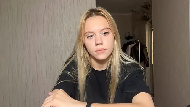 Glamorforyou live cam on StripChat
