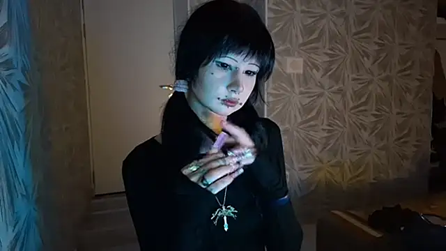 SixWinged7 live cam on StripChat