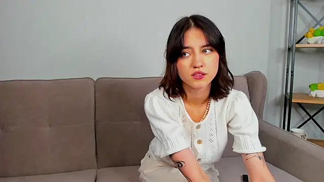 LaveraSitko live sex cam