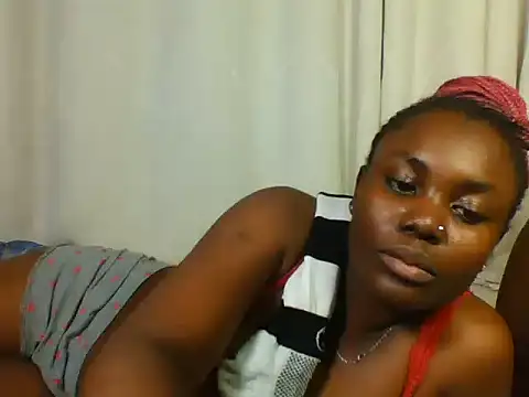 Nasty_assie live cam on StripChat