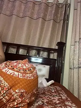 Tanisha_Silky live sex cam