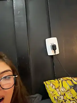 miiabellovic live sex cam
