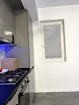 KirstieVegas live cam